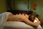 Massage aux pierres chaudes